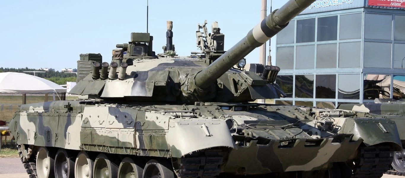 T-80BMV: Σε δοκιμές το εκσυγχρονισμένο άρμα του ρωσικού Στρατού